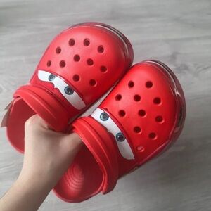 Crocs Shoes McQueen M6 W8